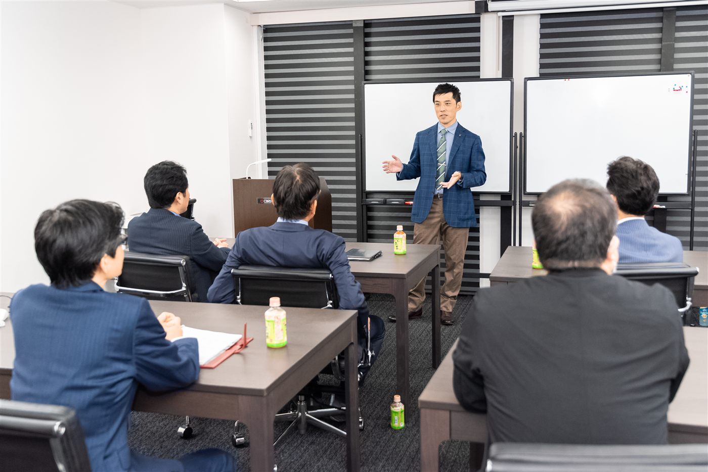 経営会議・研修の様子